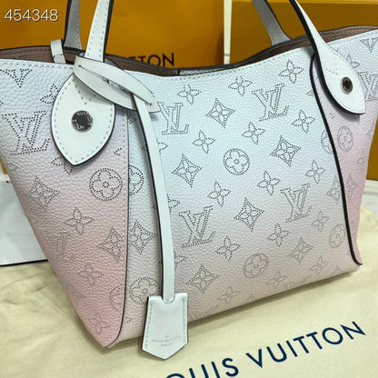 Louis Vuitton Hina PM Bag 22cm Mahina Calfskin Leather Spring/Summer