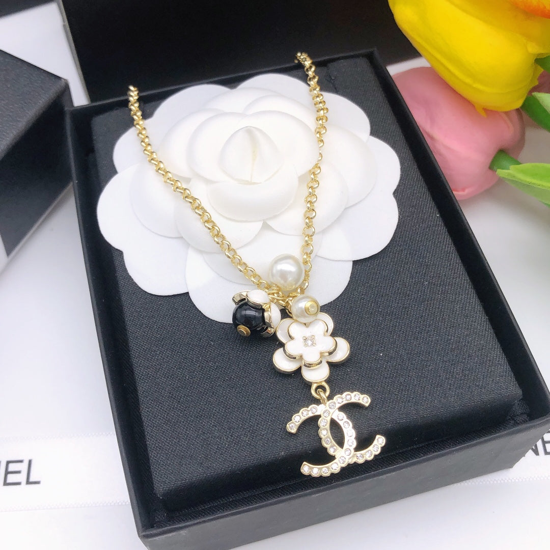 Chanel Necklace 006