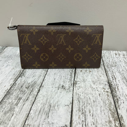 Wallet Designer By Louis Vuitton  Size: Medium