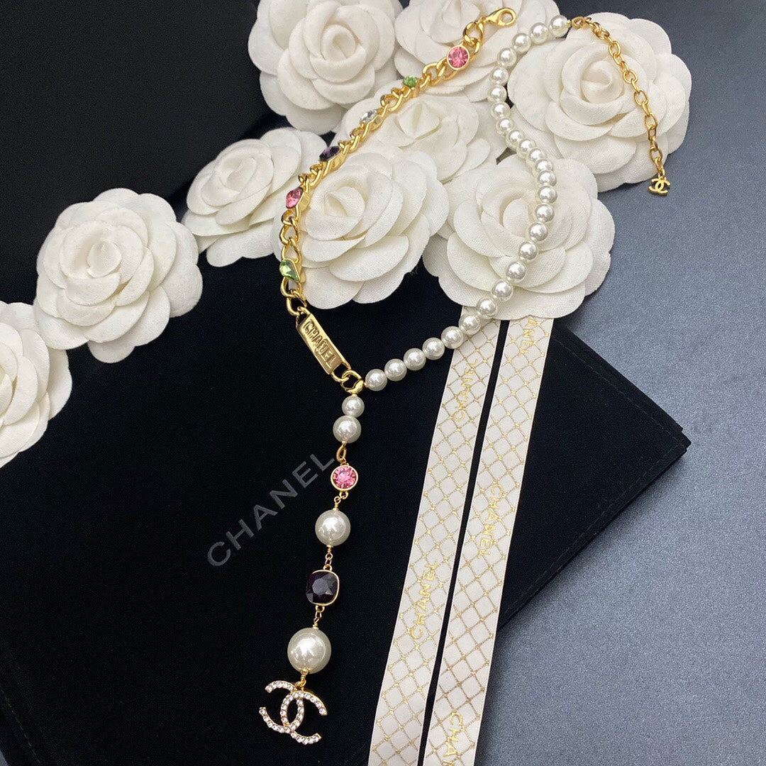 Chanel Necklace 019