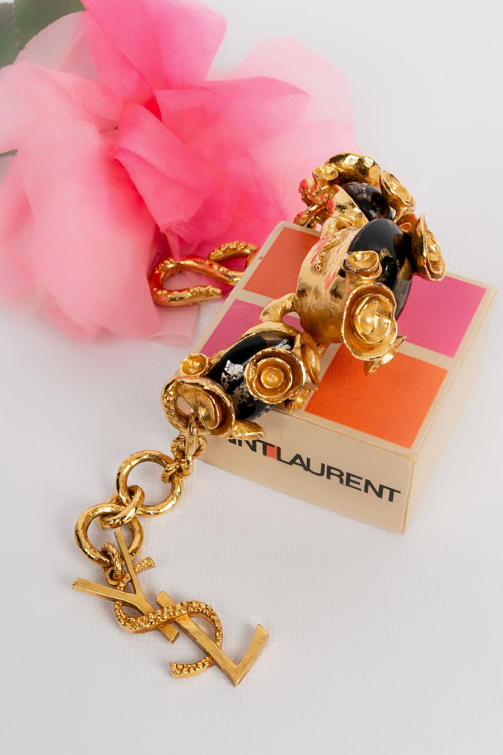 Bracelet baroque Yves Saint Laurent Haute Couture