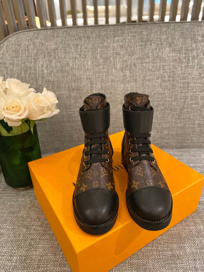 Premium  Louis Vuitton  BOOTS 051