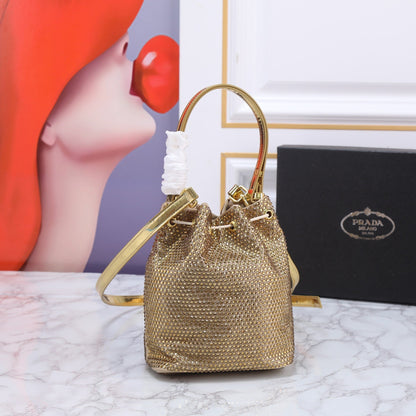 BOLSA PRADA BUCKET STRASS 16