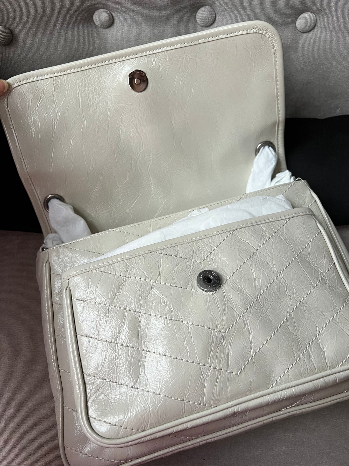 Yves Saint Laurent (YSL) Blanc Vintage Medium Niki Chain Bag