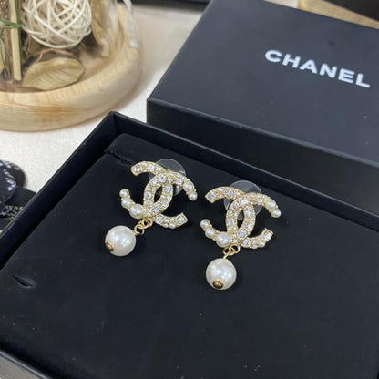 CHANEL CRYSTAL PEARL DROP EARRINGS