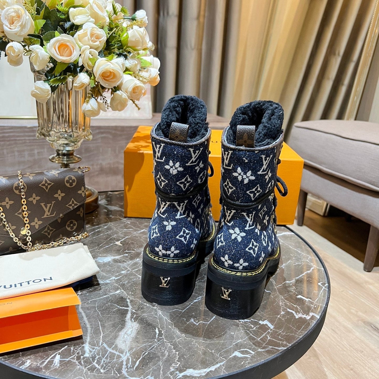 Premium  Louis Vuitton  BOOTS 046