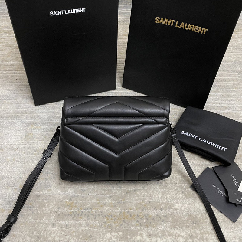 Yves Saint Laurent Shoulder bag 467072H