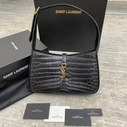 Yves Saint Laurent LE5A7 HOBO BAG 657228EW