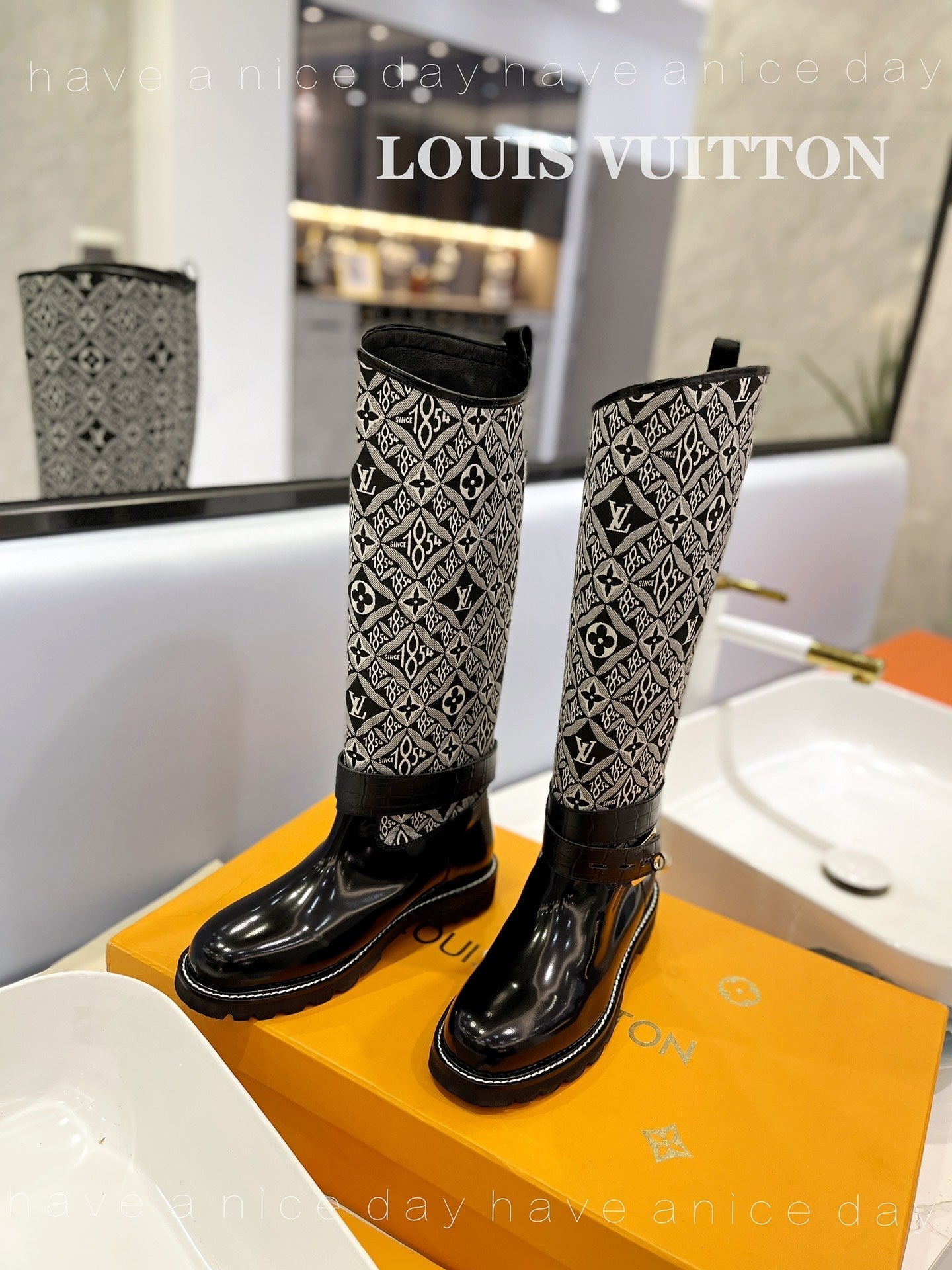 Premium  Louis Vuitton  BOOTS 027