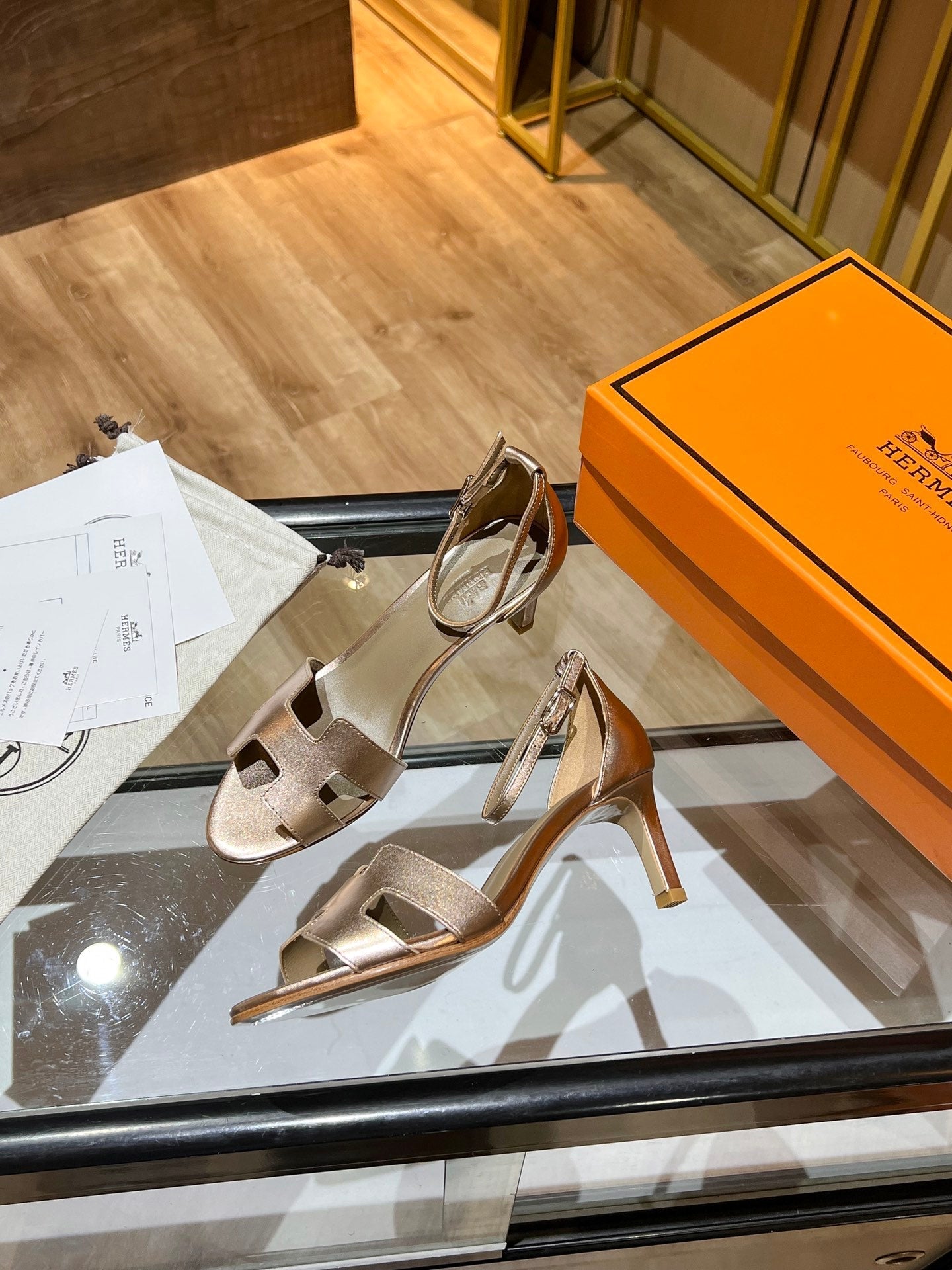 New Hermes HIGH HEELS 037