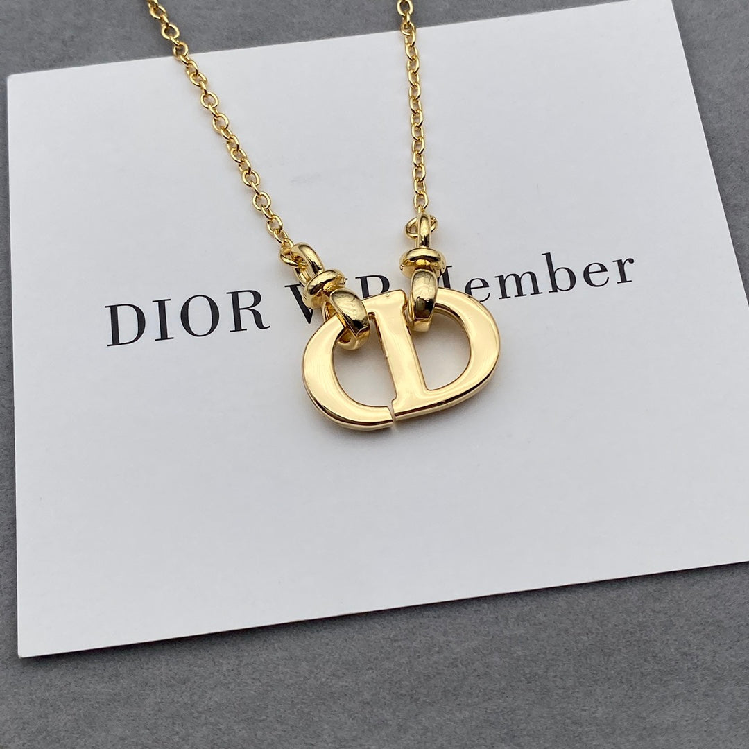 Christian Dior Necklace 008