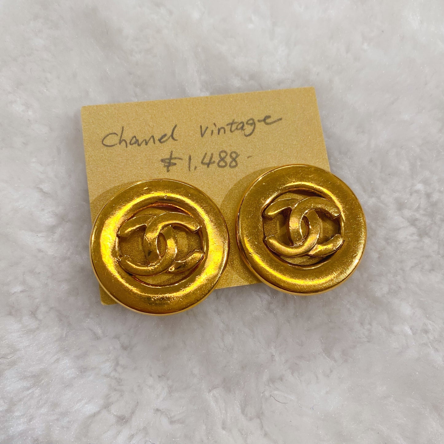 Chanel gold double C logo Earrings