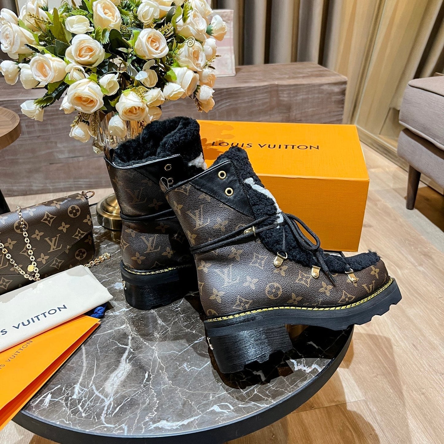 Premium  Louis Vuitton  BOOTS 043