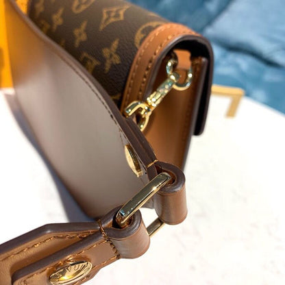 Louis Vuitton Dauphine Bumbag Monogram And Monogram Reverse Canvas WoBelt Bags