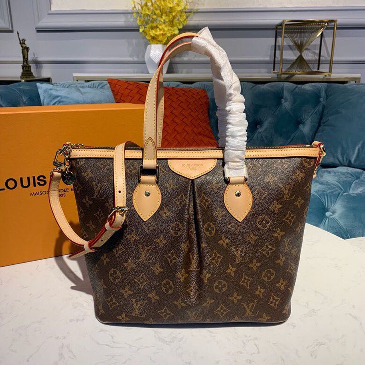 Louis Vuitton Palermo PM Monogram Canvas WoHandbag