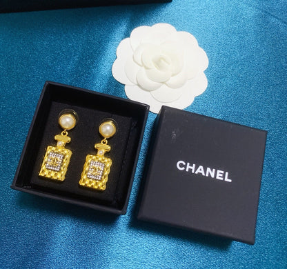 Lux Earring Chanel  071