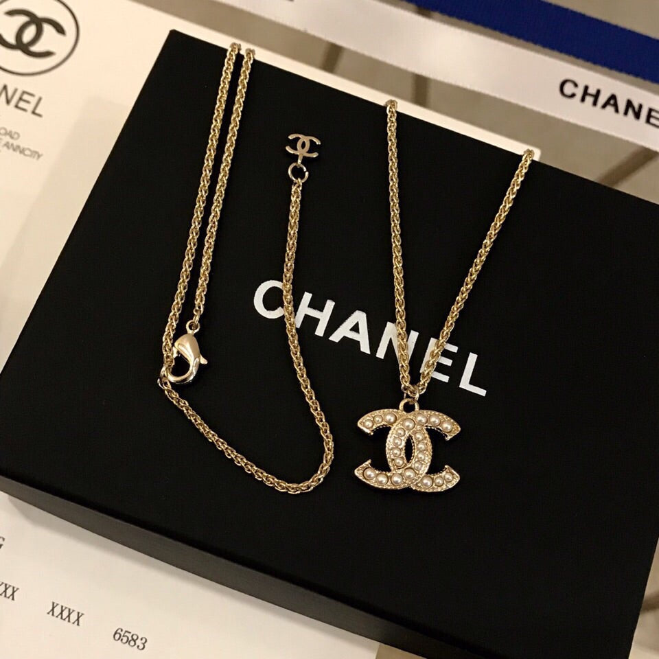 Chanel Necklace 024