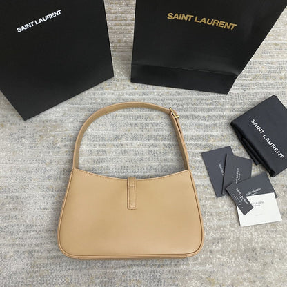 Yves Saint Laurent LE5A7 HOBO BAG 657228PW