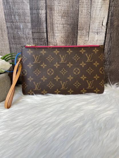 Wristlet Luxury Designer By Louis Vuitton  Size: Medium