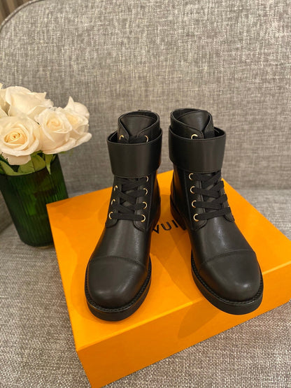 Premium  Louis Vuitton  BOOTS 052