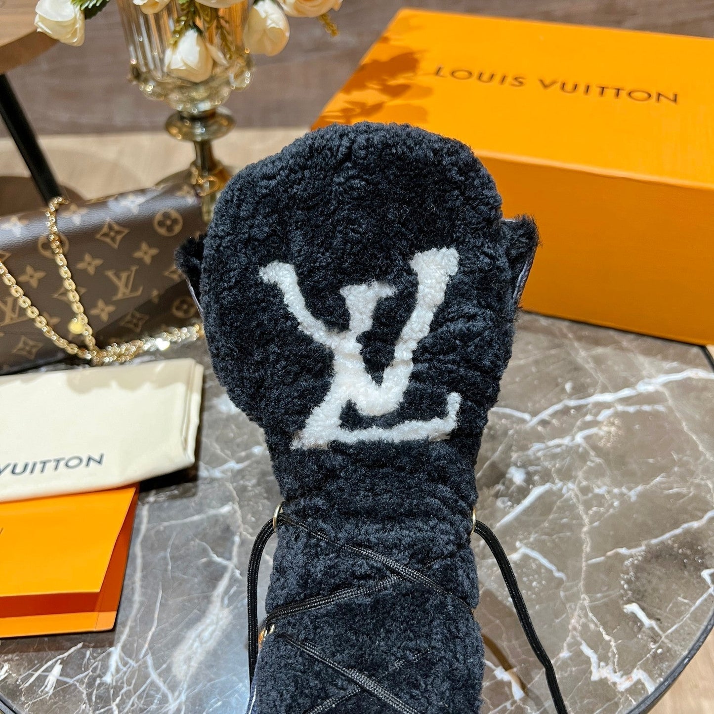 Premium  Louis Vuitton  BOOTS 046