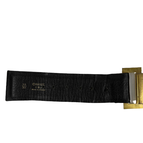 CHANEL Vintage 1980's Black Leather and Gold Buckle CC Link Belt