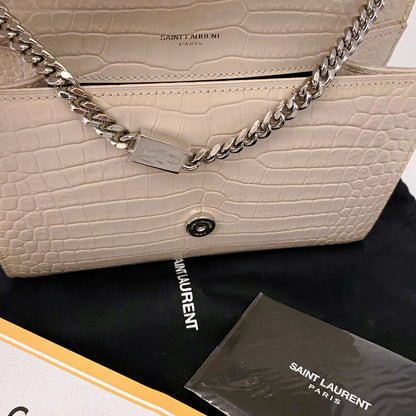 Yves Saint Laurent Chain Bag