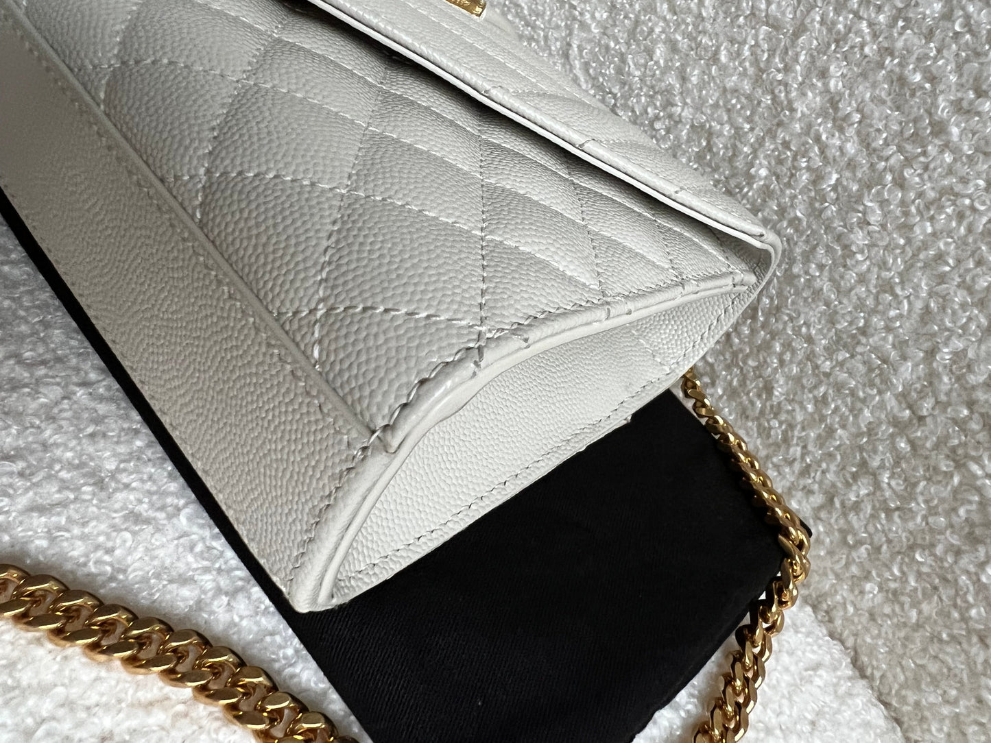 Yves Saint Laurent (YSL) Blanc Vintage Small Envelope Bag