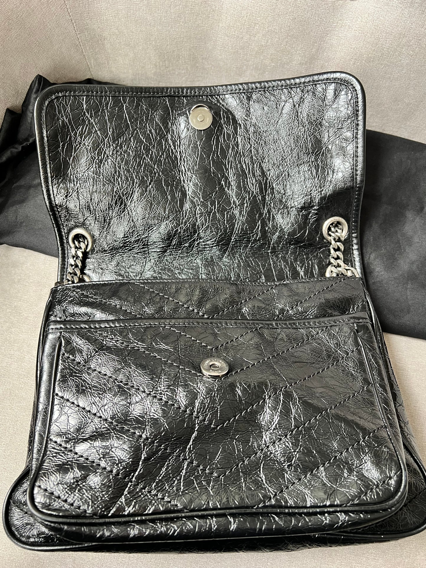 Yves Saint Laurent (YSL) Black Medium Niki Chain Bag