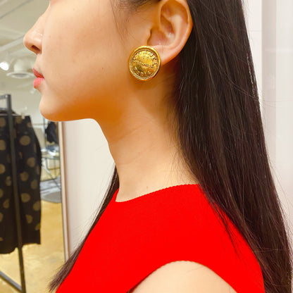 Chanel Vintage single earring