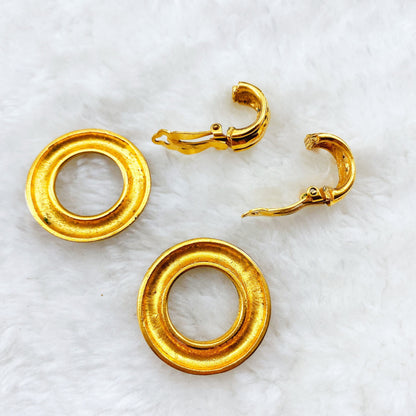 Chanel golden earrings