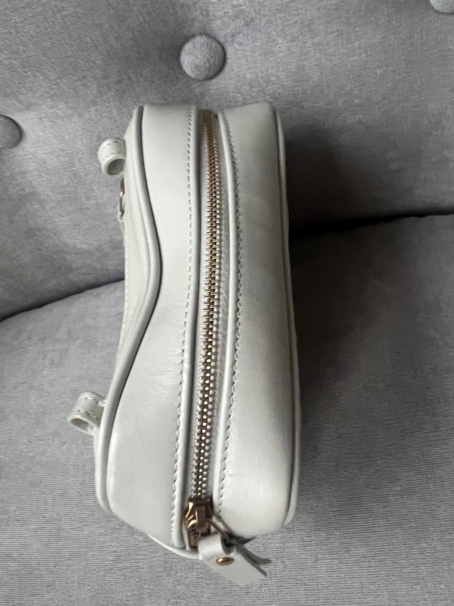 Yves Saint Laurent (YSL) Blanc Vintage Lou Belt Bag