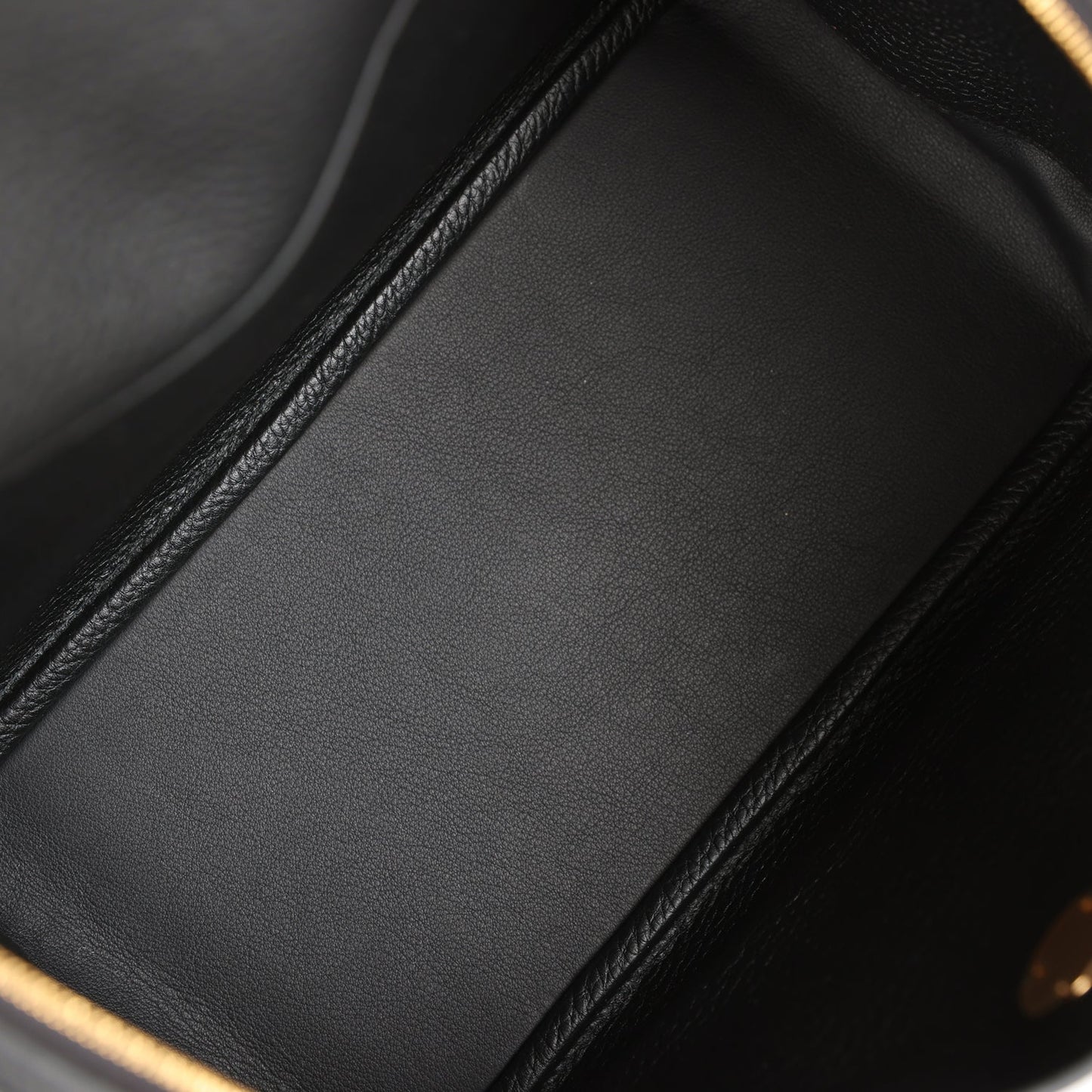 Hermes Lindy 26 Black Clemence Gold Hardware