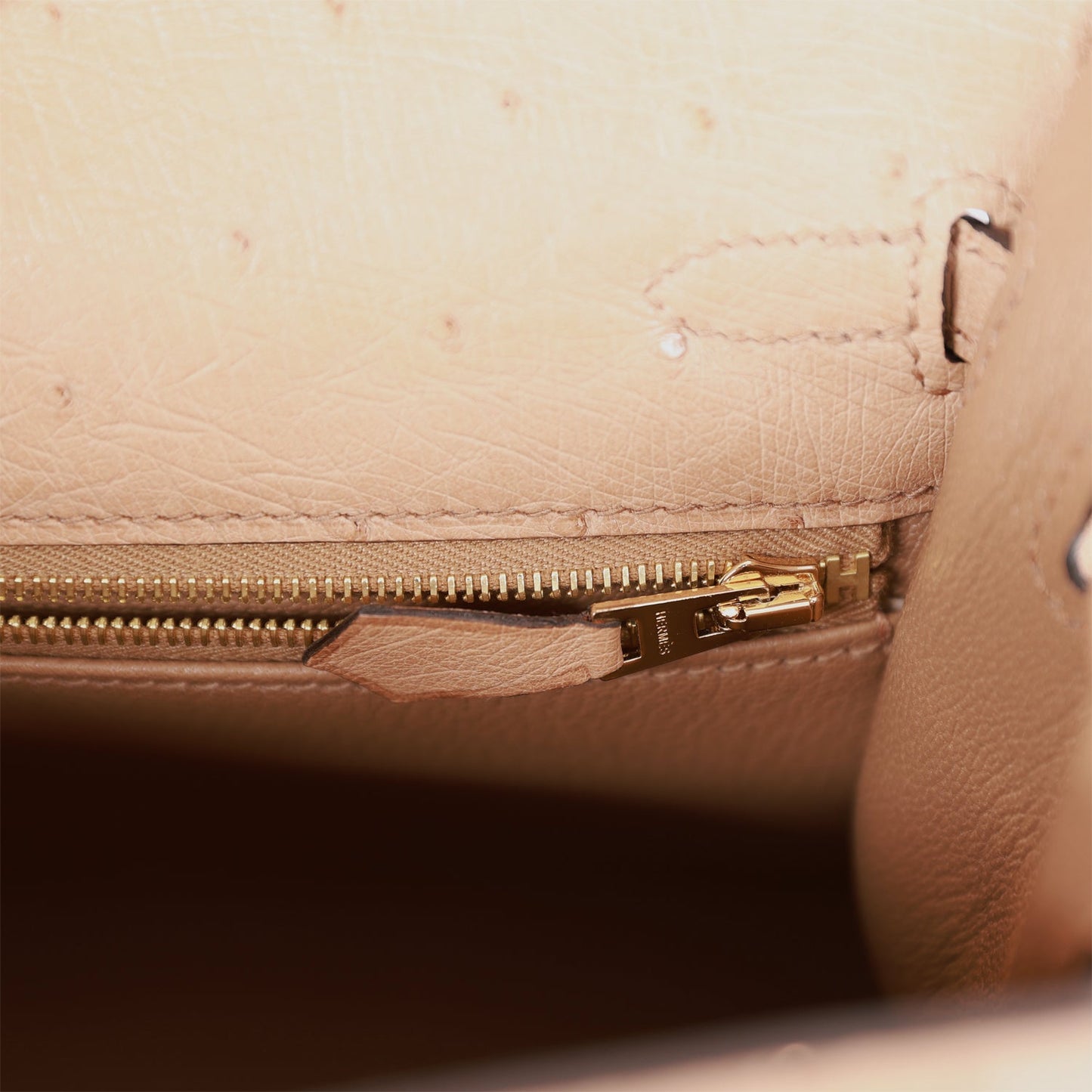 Hermes Kelly Sellier 25 Chai Ostrich Gold Hardware