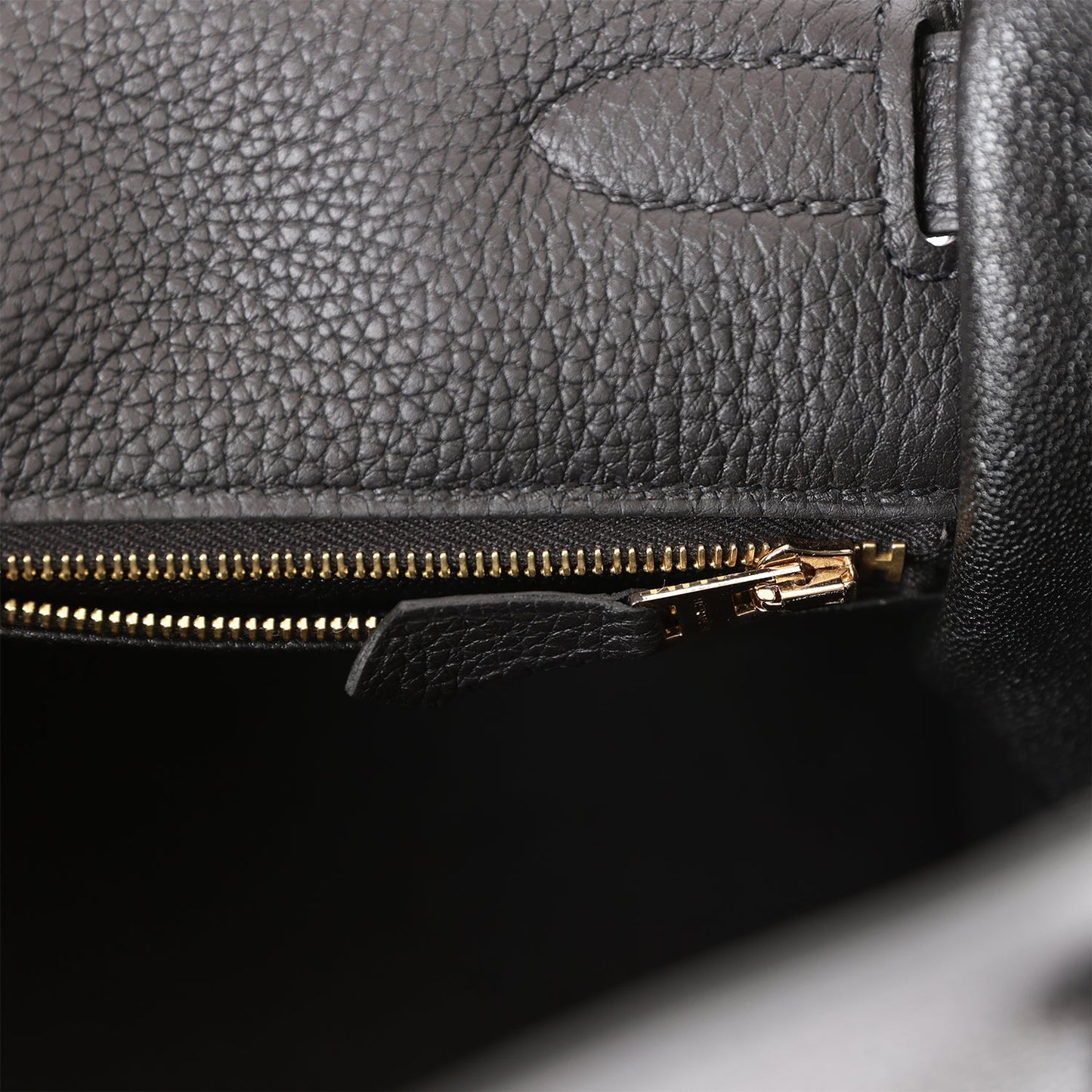 Hermes Kelly Retourne 32 Black Togo Gold Hardware