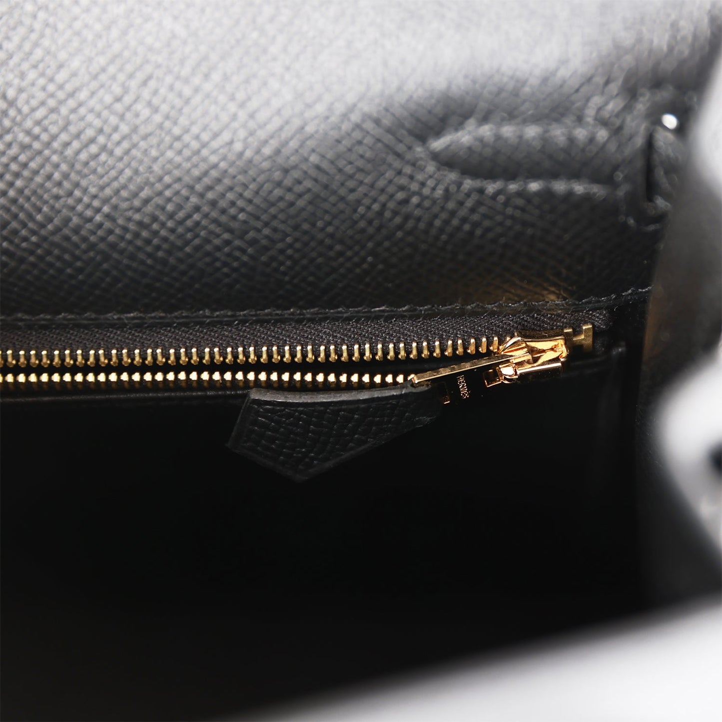 Hermes Kelly Sellier 25 Black Epsom Gold Hardware