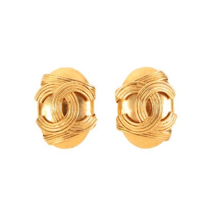 CHANEL 1994 Made Oval Cc Mark Earrings