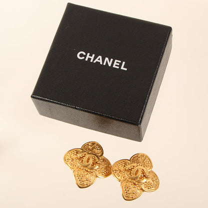 CHANEL 1996 Made Flower Motif Earrings