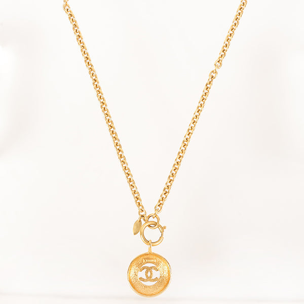 CHANEL Round Cutout Cc Mark Necklace