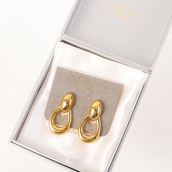 DIOR Oval Swing Earrings