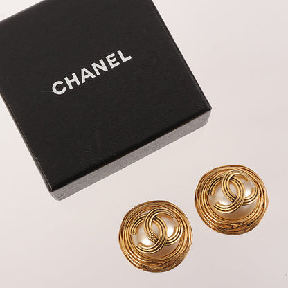 CHANEL 1994 Made Round Pearl Cc Mark Earrings