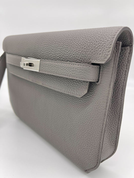 Hermes Kelly Depeches 25 Gris Etain Togo Calfskin Clutch