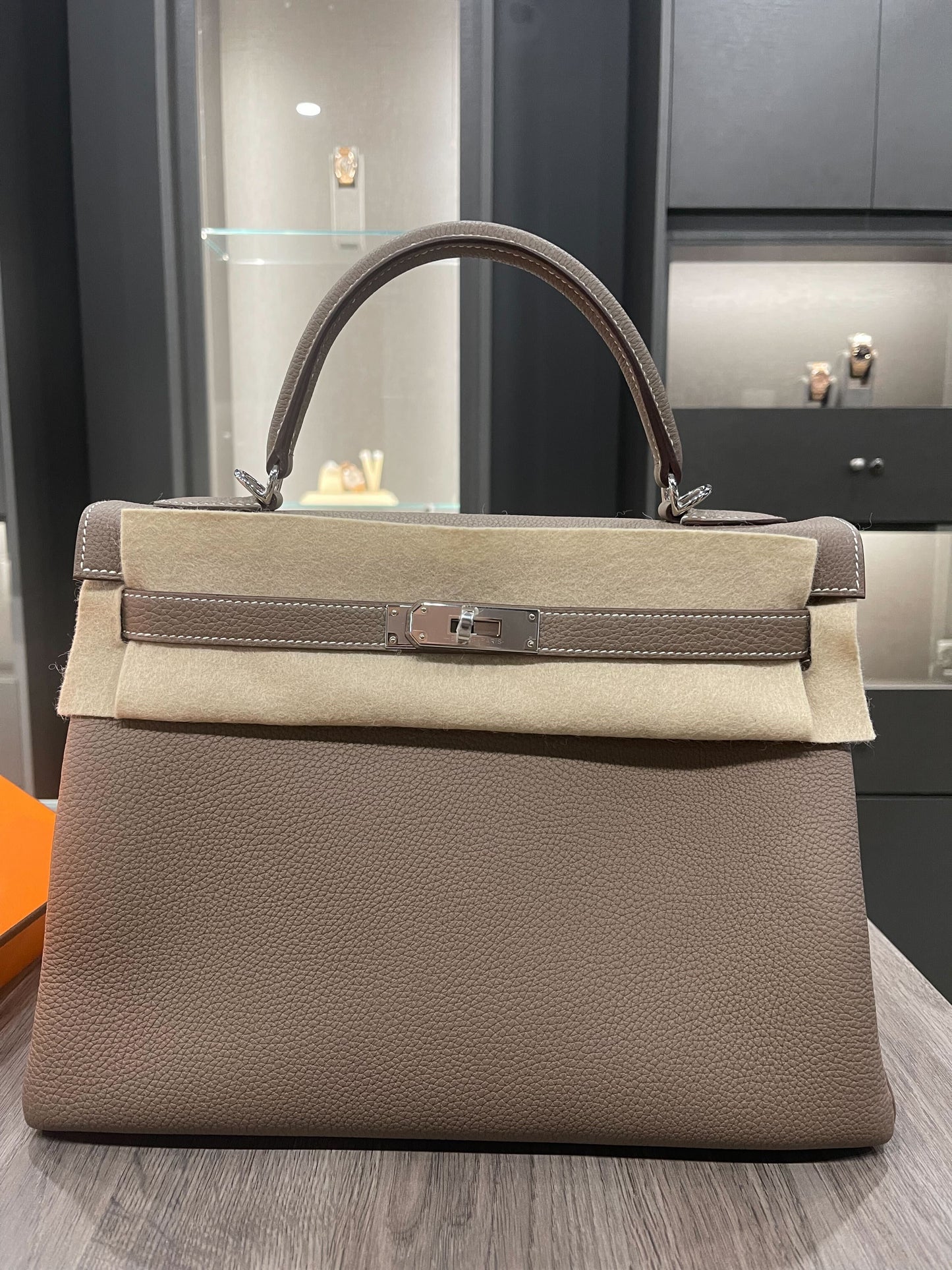 Hermes Kelly II 32 Togo Calfskin Retourne 18 Etoupe