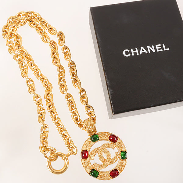 CHANEL Made Gripoix Round Cutout Cc Mark Necklace Green/Red