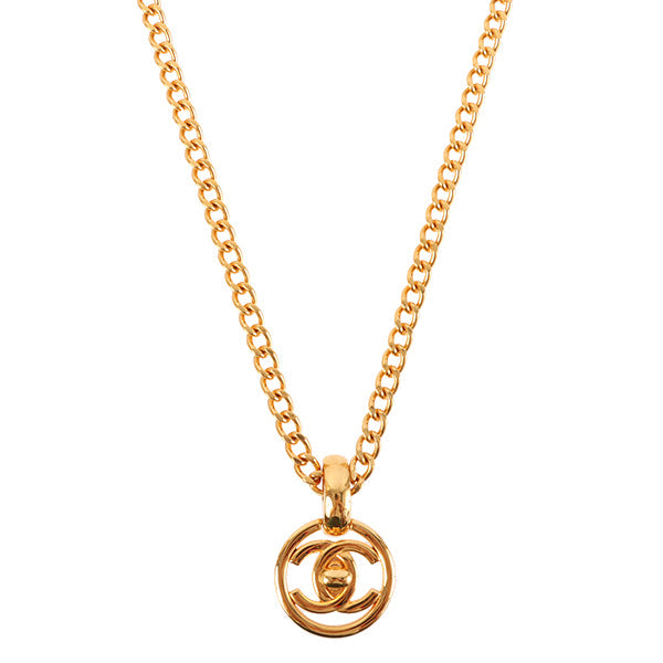 CHANEL 1997 Made Round Cutout Turn-Lock Necklace