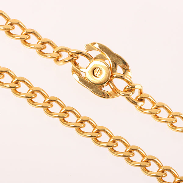 CHANEL 1997 Made Round Cutout Turn-Lock Necklace