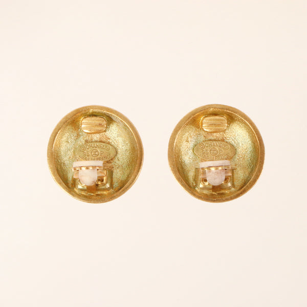 CHANEL 1995 Made Round Cc Mark Earrings