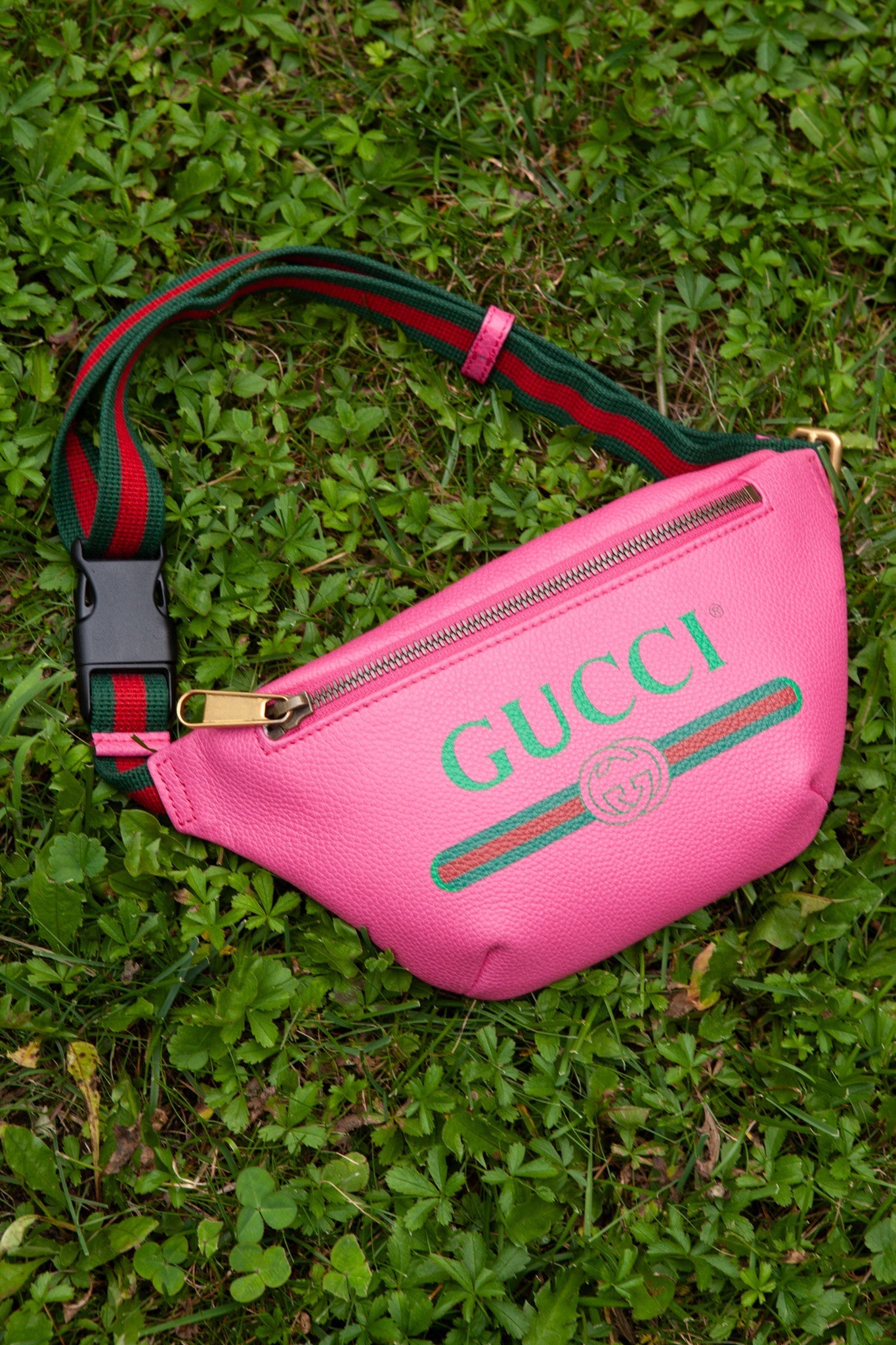 GUCCI Logo Belt Bag Pink