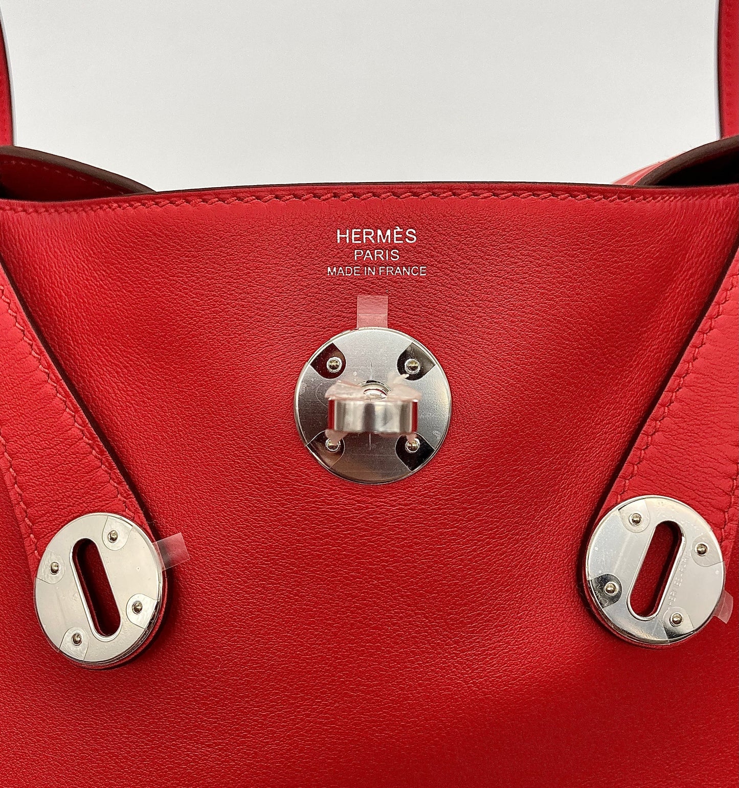 Hermes Lindy 26 Verso Swift Calfskin Rouge de Coeur/Rouge Piment PHW