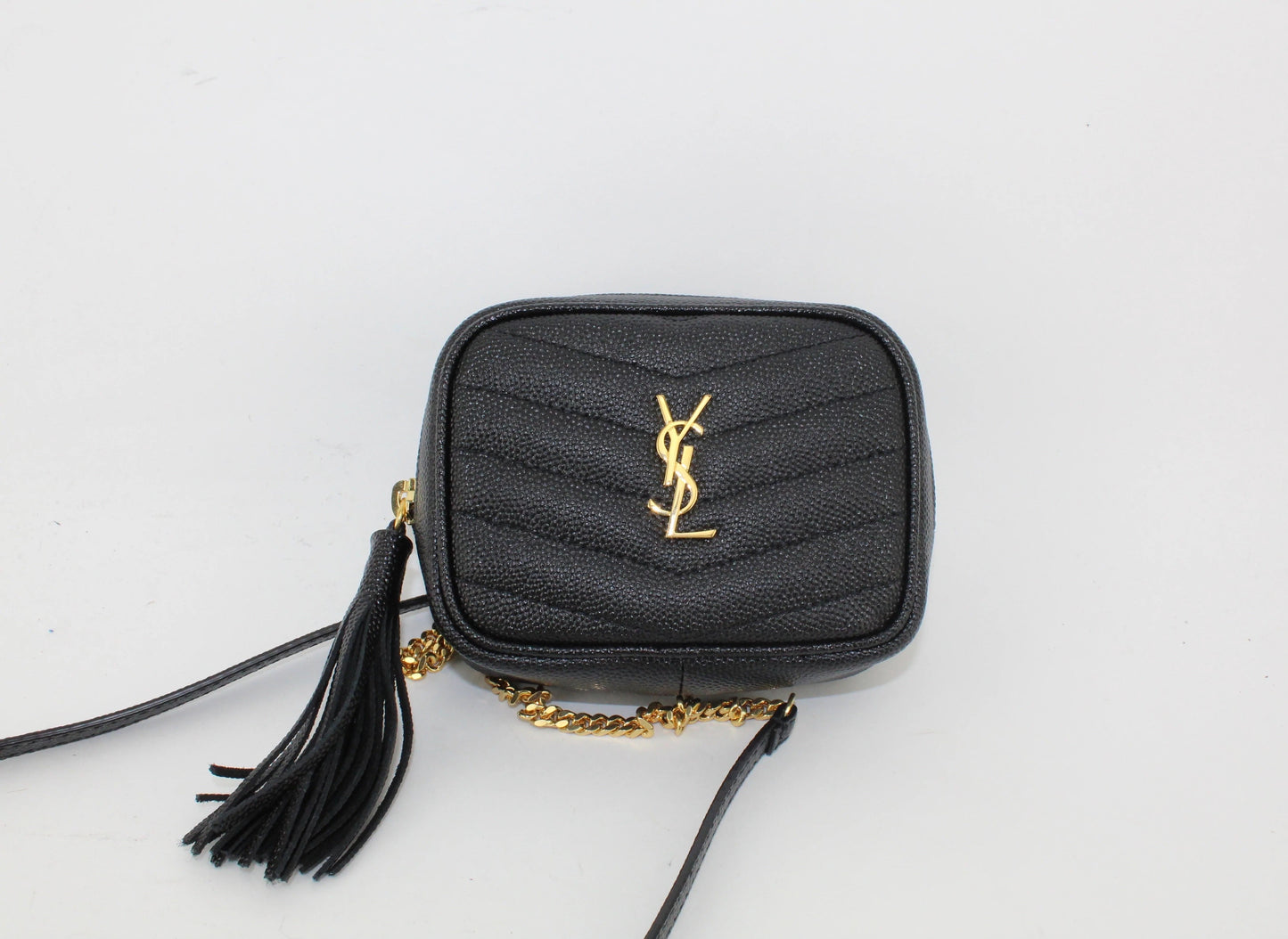 Yves Saint Laurent LOU BABY QUILTED GRAIN DE POUDRE LEATHER CHAIN BAG